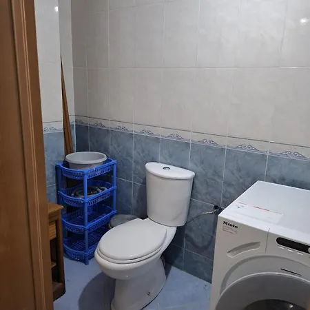 Delijorgji 2-bedroom Near Center Apartment *